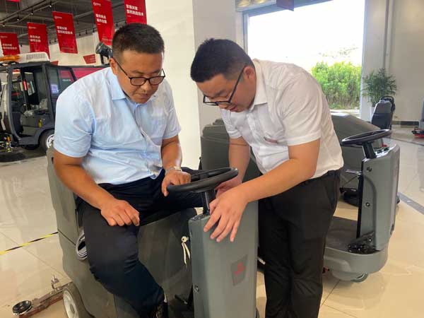 揚子清潔設備維護保養(yǎng)方式方法